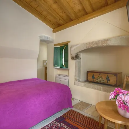 Ritsos Pensionat 3*