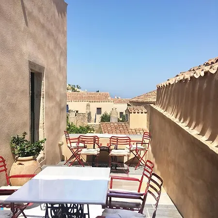 Ritsos 2* Monemvasia
