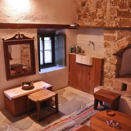 Guest house Ritsos 2*