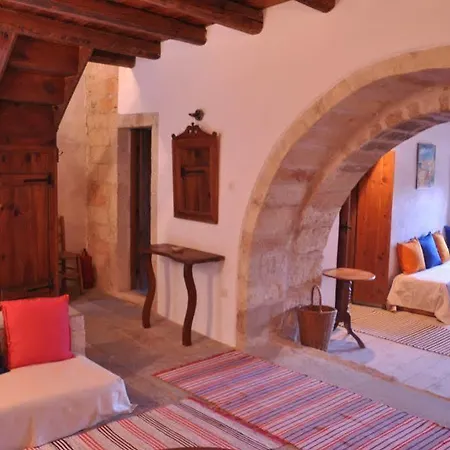 Guest house Ritsos 2*