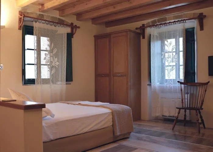 ρίτσου Πανσιόν