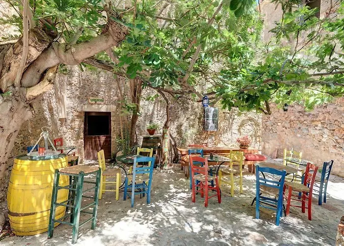 ρίτσου Πανσιόν Μονεμβασιά