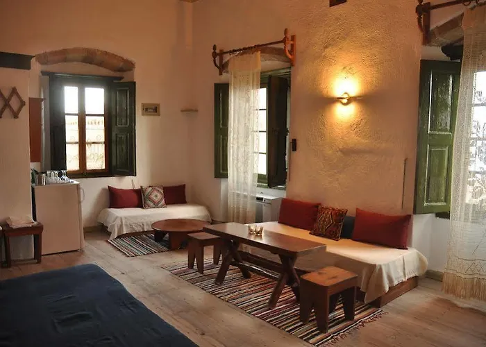 ρίτσου Πανσιόν Μονεμβασιά