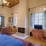 Ritsos 3* Monemvasia