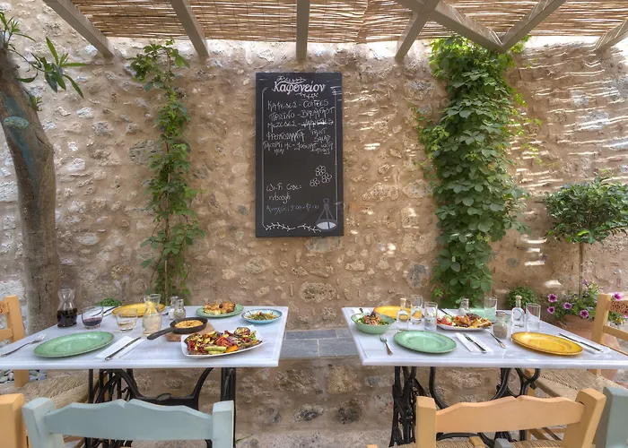 Ritsos 3* מונמבאסיה