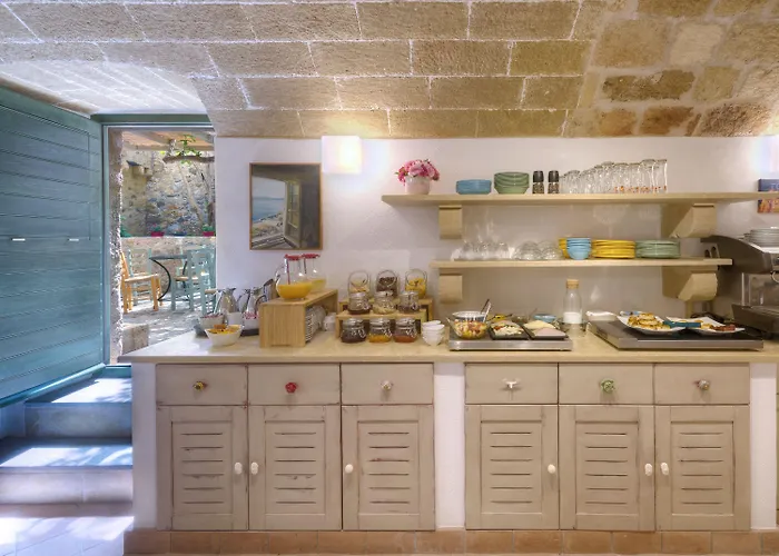 Ritsos בית הארחה מונמבאסיה