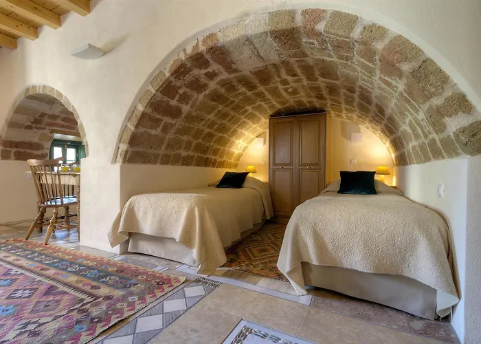 Ritsos בית הארחה 3*