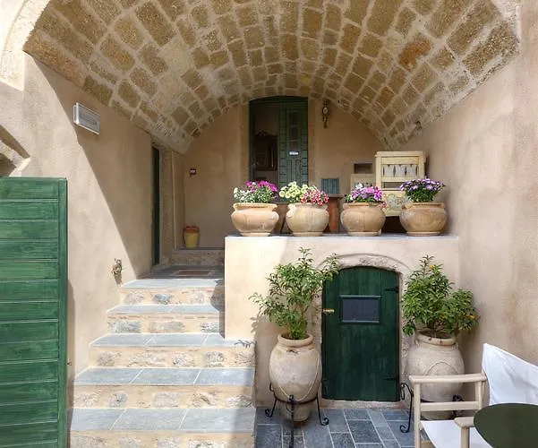 Ritsos モネンバシア